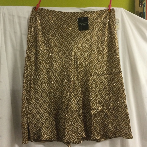 Designer Carmen Marc Valvo Collection Neiman Marcus 100% Silk Lined Skir…